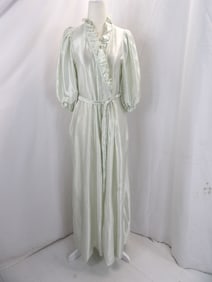 VINTAGE 1980'S MISS ELAINE SATIN PALE SAGE GREEN RUFFLED COLLARED ROBE