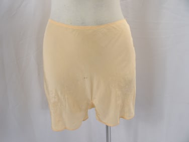 VINTAGE 1930'S RAYON TAP PANTS