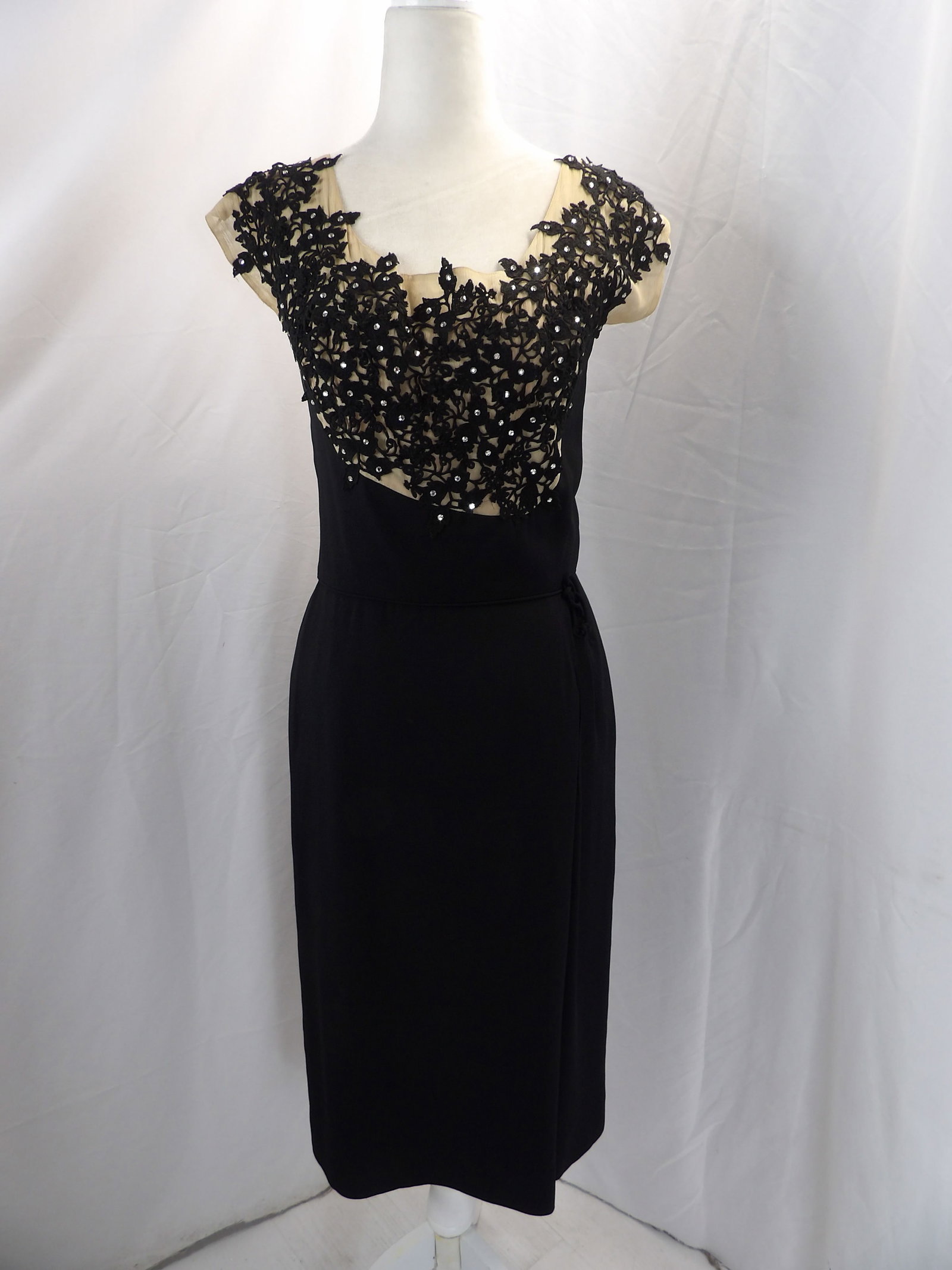 VINTAGE 1960'S CHARLES F BERG BLACK SHEATH WITH LACE & RHINESTONE YOKE: APPROX. 38 BUST, 28 WAIST. IN GOOD CONIDTION. SEE PHOTOS.