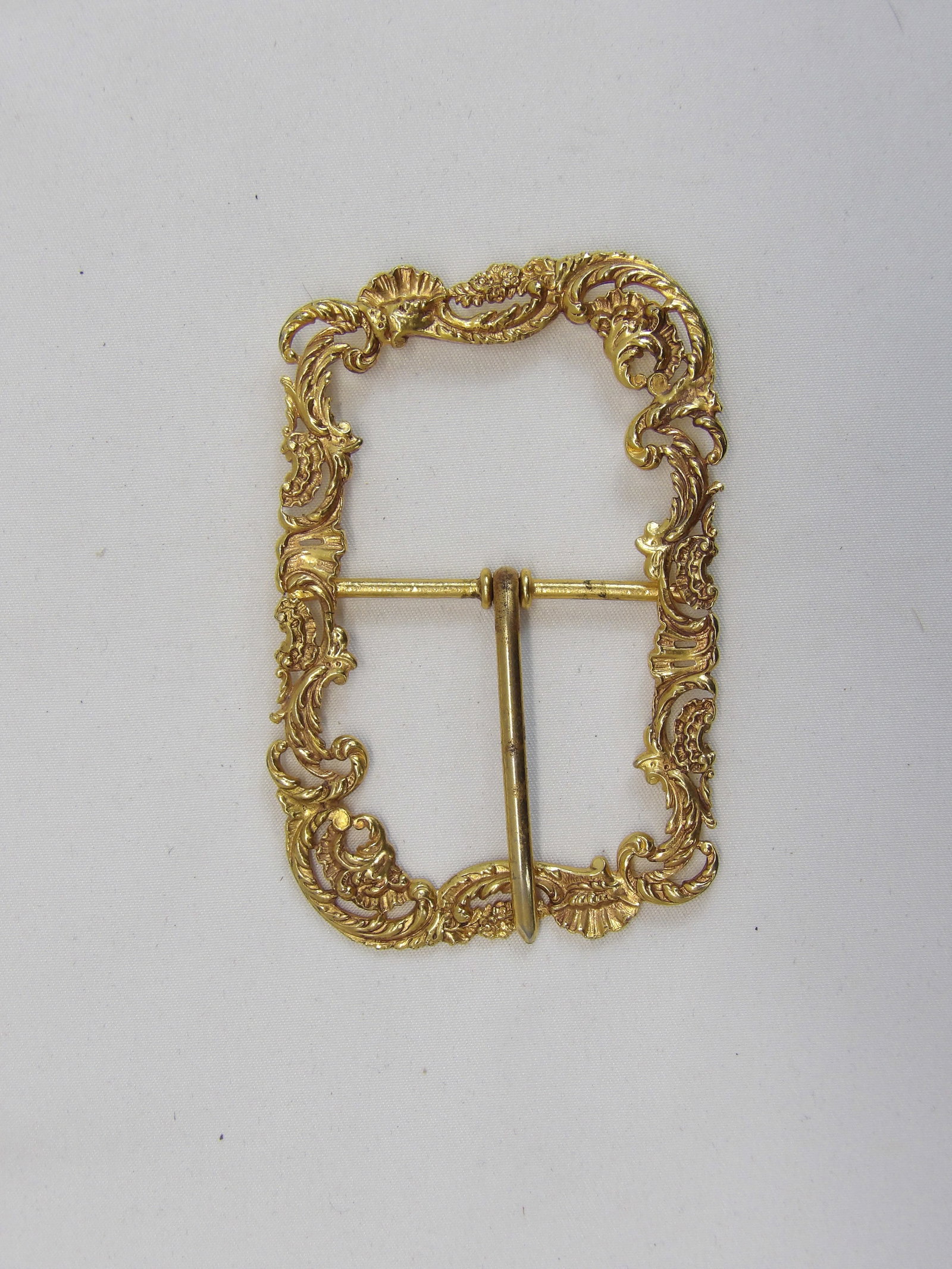 Antique Fancy Gold Tone Dress Belt Buckle: approx. 3 1/2 inches