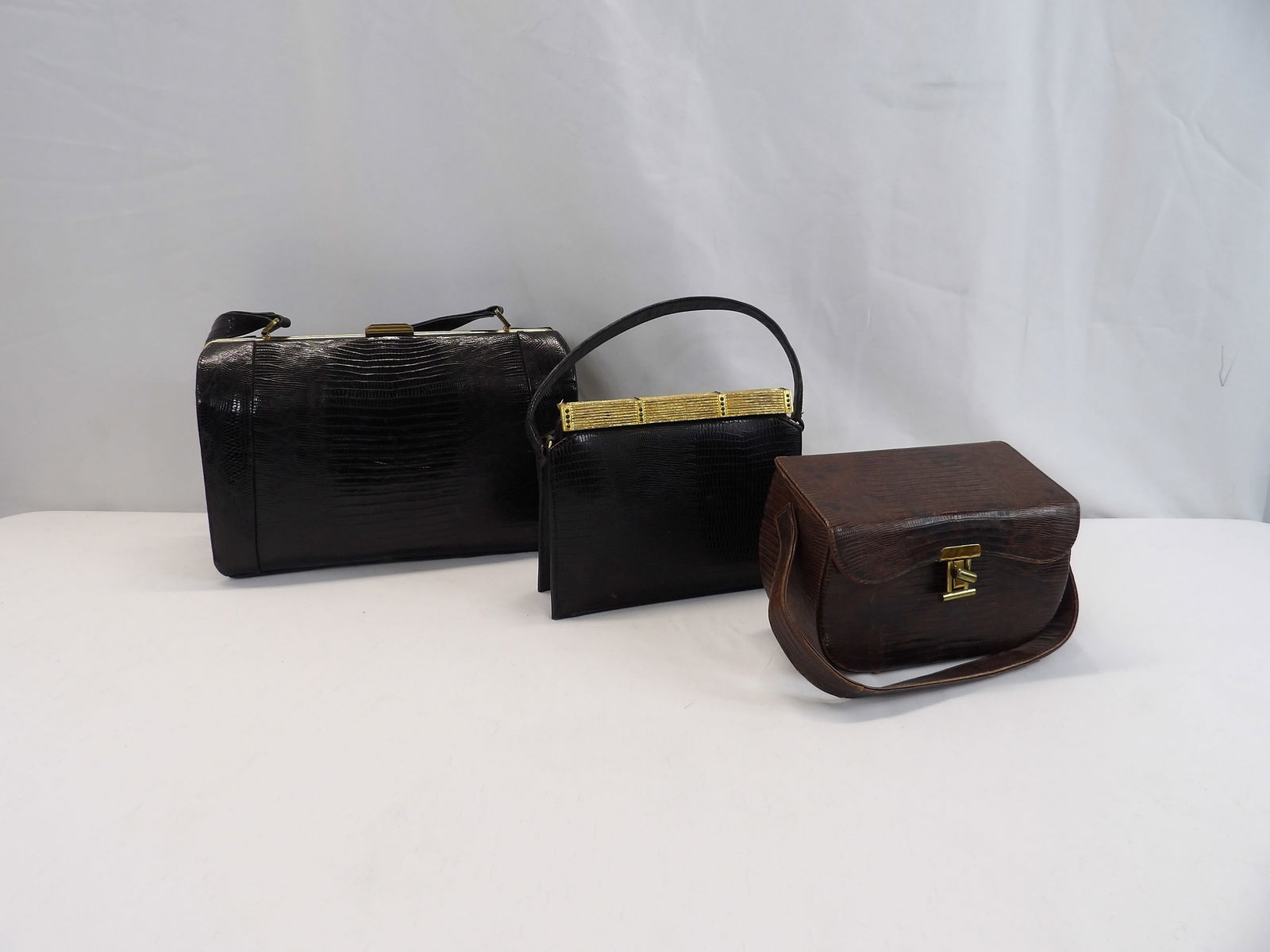 Lot of 3 Vintage 1940/50's Box Style Pocketbooks, Escort, Bass & Meyers (1 of 17)