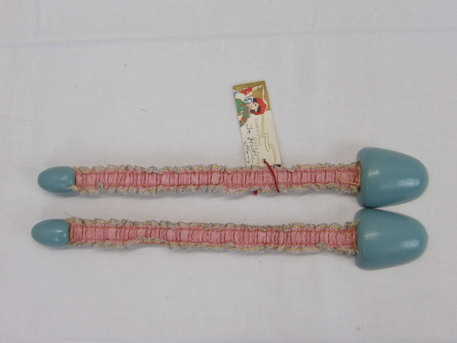 Vintage 1950/60's Shoe Stretchers wood with Satin, Original Gift Tag: see photo's