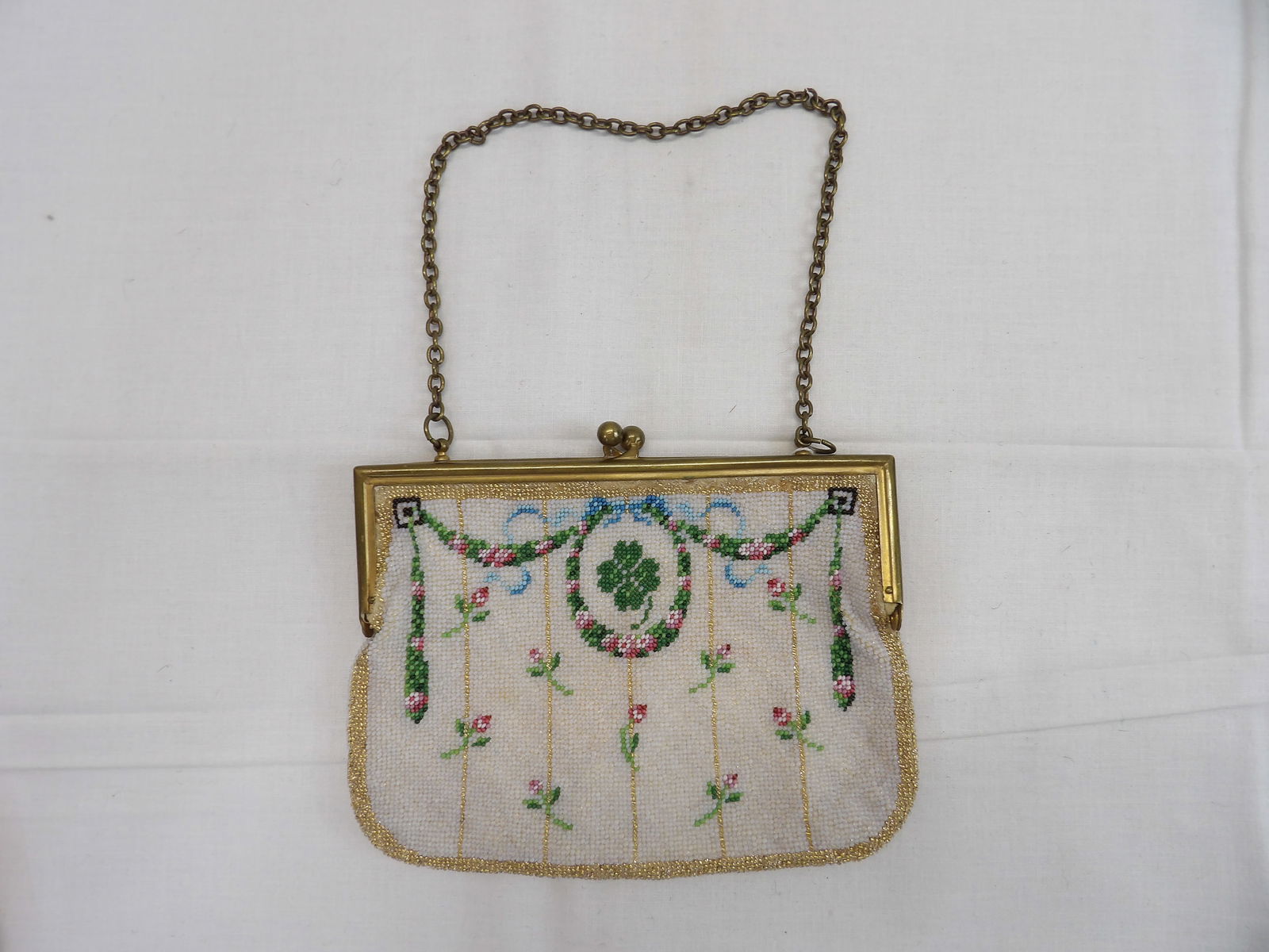 Vintage White & Floral Beaded Purse with Gold Tone Frame (1 of 4)