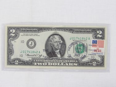 $2 United States 1976 Serial # J01741842A with Stamp & Postage Seal, Uncirculated