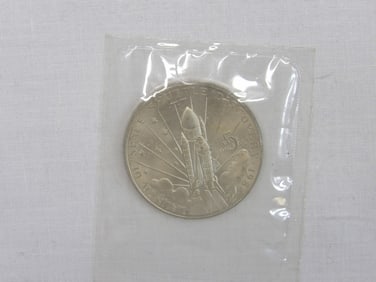1988 Republic of The Marshall Islands 5 Dollar Coin, Launch of The Space Shuttle Discovery