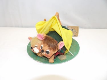 Vintage 1992 Annalee Mice in Tent, Made in Meredith NH