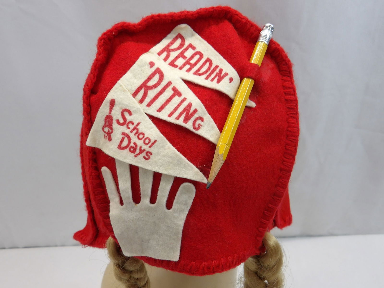 Vintage 1950's Little Girls Felt School Days Hat with Pig-Tales & Pencil (1 of 6)