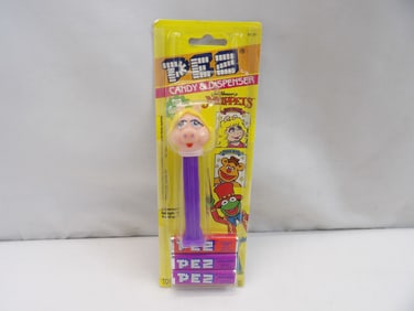 Vintage Miss Piggy Pez Candy & Dispenser in Original Package