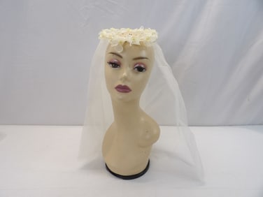 Vintage 1960's Little Girls First Communion Veil with Beading