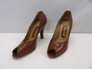 Vintage 1970's Joyce Brown Leather Peep Toe Heels