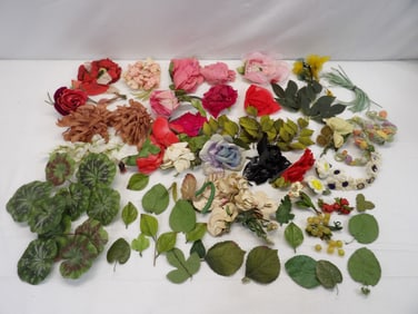 Large Lot of Vintage Millinery Flowers