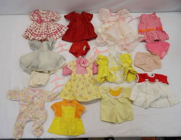 Lot of 1940's-60's Vintage Doll Clothing & Pink Doll Hangers some Tammy
