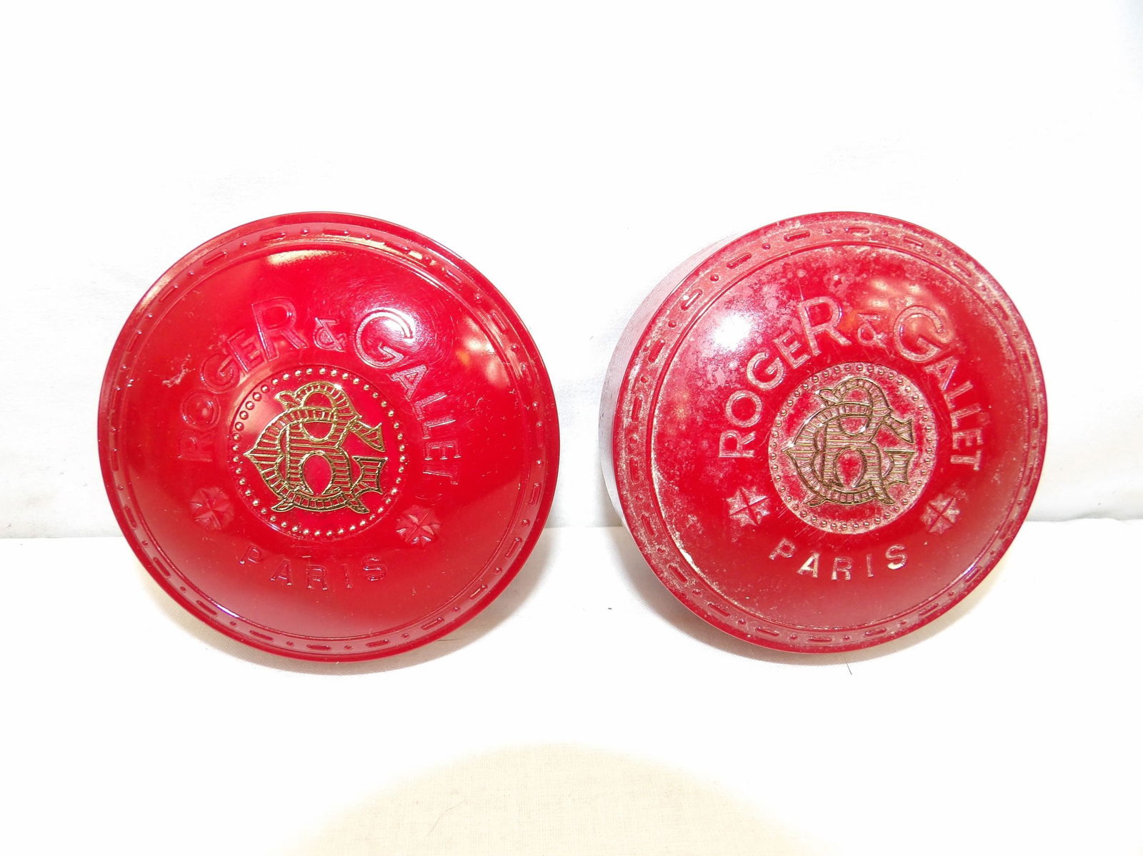 Lot of 2 Vintage Roger & Gallet Jean-Marie Farina Soap & Plastic Case: see photo's