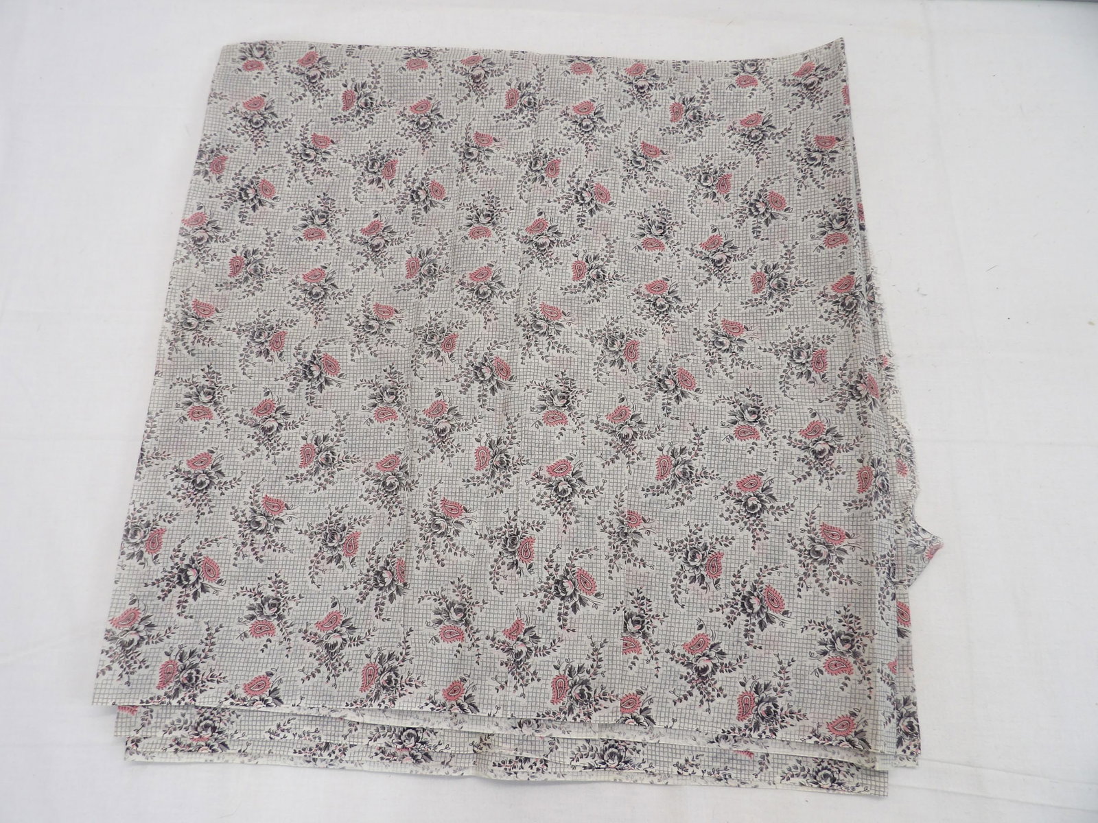 3 Yards 1950's Grey & Pink Floral Paisley Sheer Fabric: approx. 36 wide, has some yellowing storage marks, see photo's