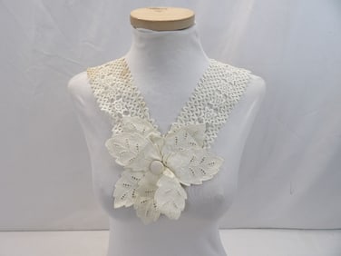 Edwardian Lace Rickrack & Eyelet Collar with Flower