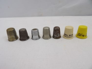 Lot of 7 Vintage Thimbles including Advertising