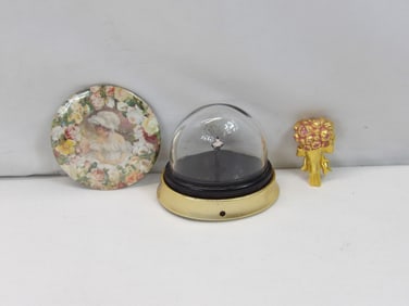 Lot of Vanity Items, Aue de Parfume Snow Globe, Mirror, & Estee' Lauder Flower Lip Balm