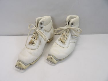 Vintage Heierling White Ski Boots, Made in Italy