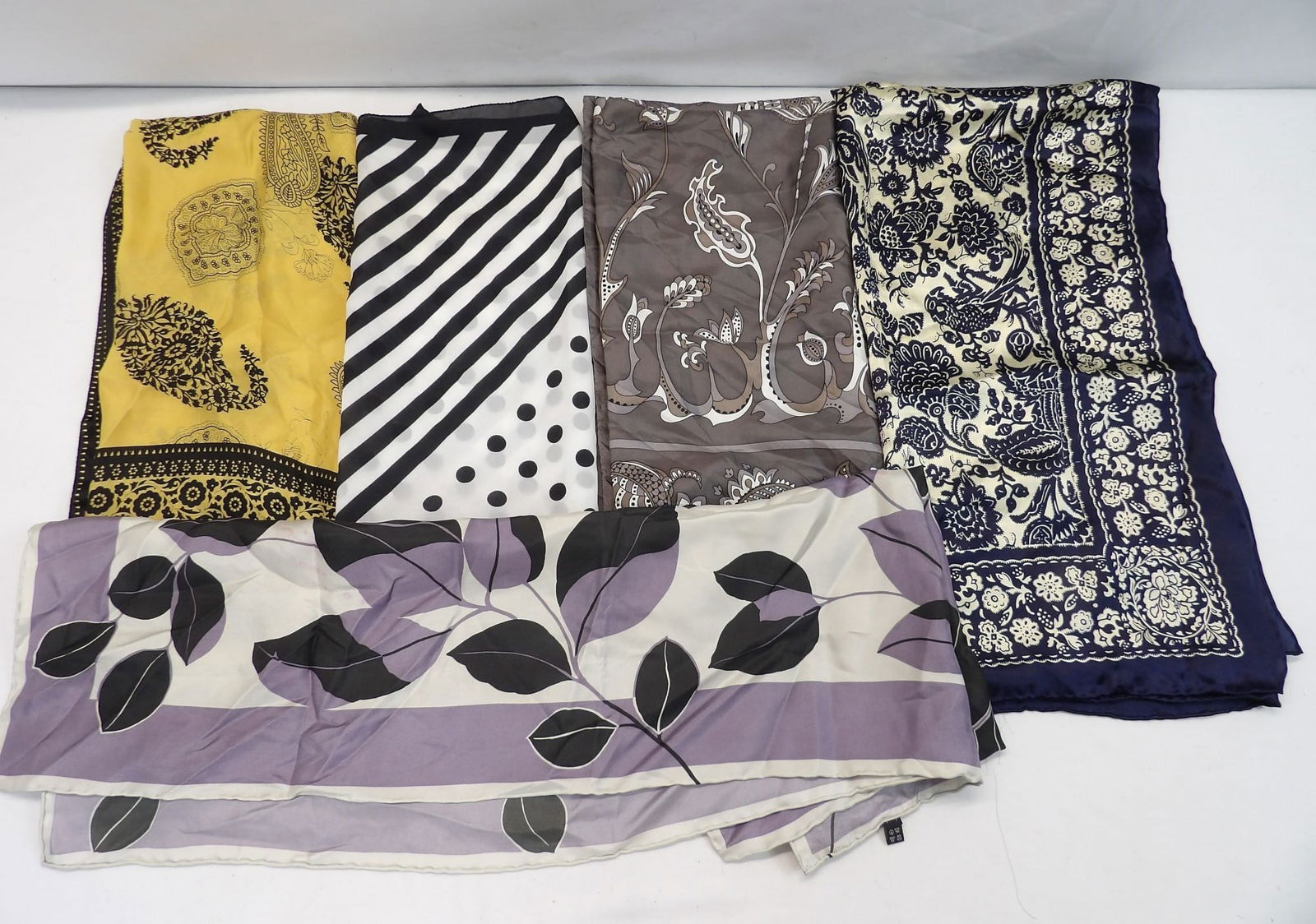 Lot of 5 Vintage Silk Scarfs, Adrienne Landau, Valentina Fiore, Max Mara, & Other: see photo's