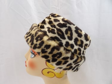 Vintage 1960's Brentshire Faux Leopard Print Blush Hat