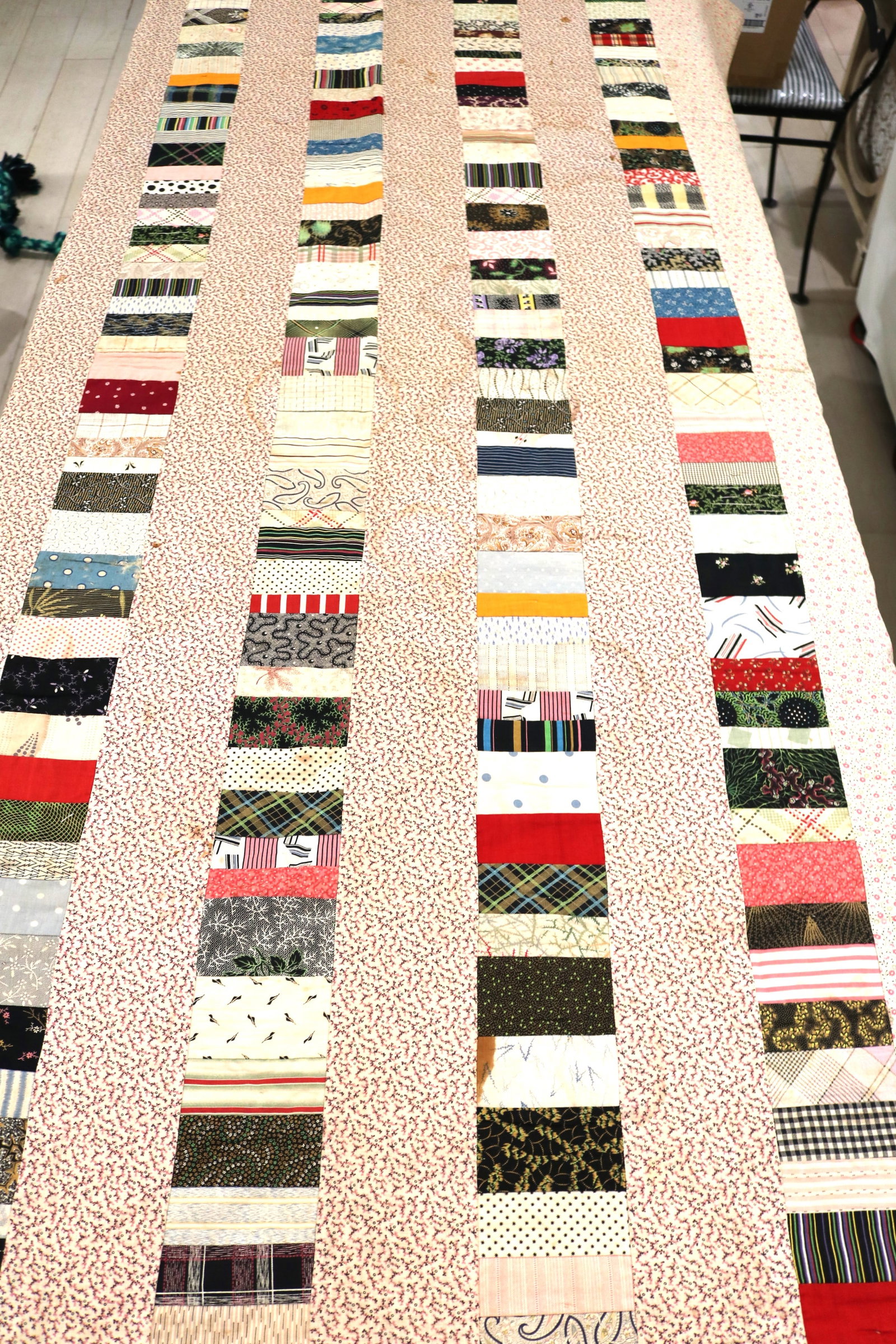 Vintage early 1900's Double Sided Stacked Block Quilt. Hand Tied (1 of 19)