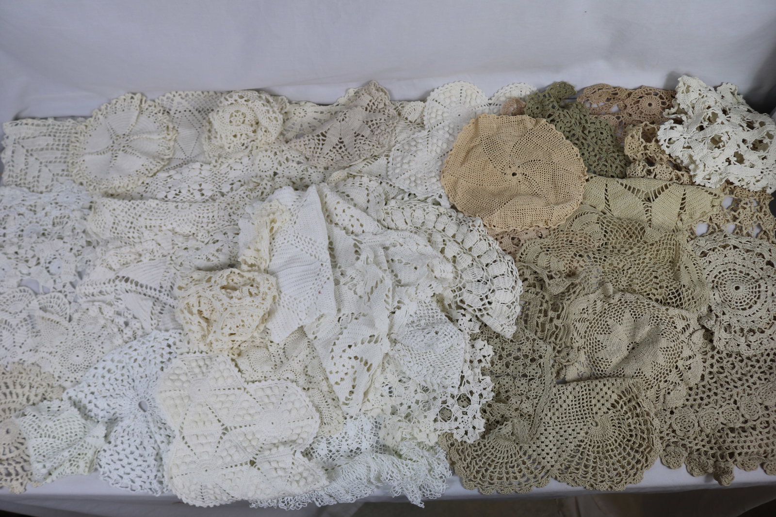 Large Lot of Vintage Hand Crochet Doilies: see photo's
