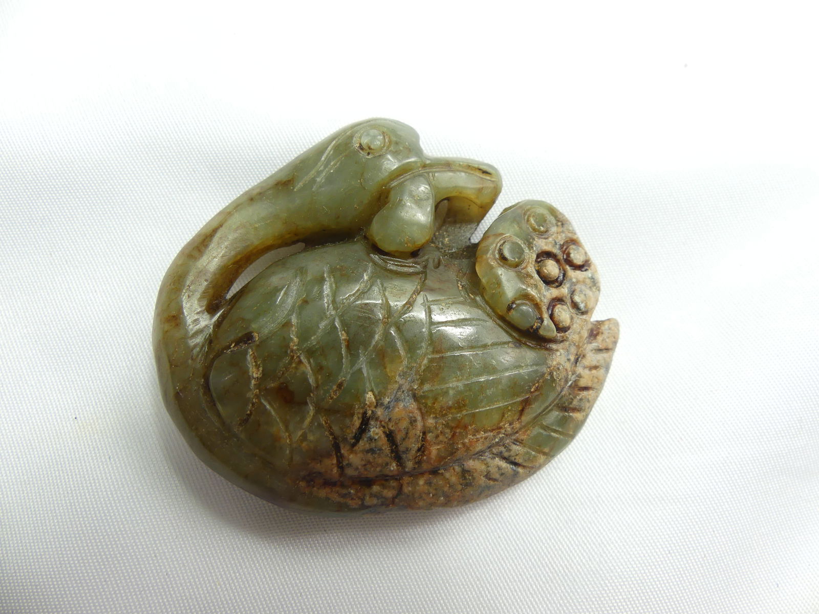 Early Hand Carved Jade Chinese Bird: approx. 2", see photo's