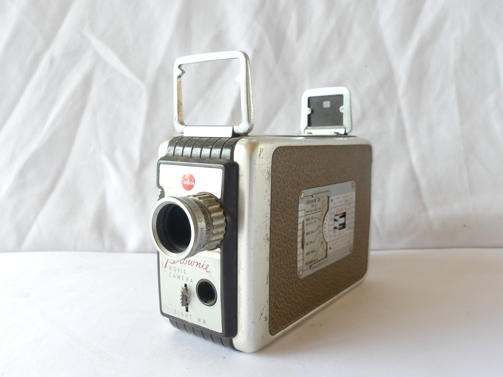Vintage Brownie Eight MM Movie Camera: see photo's
