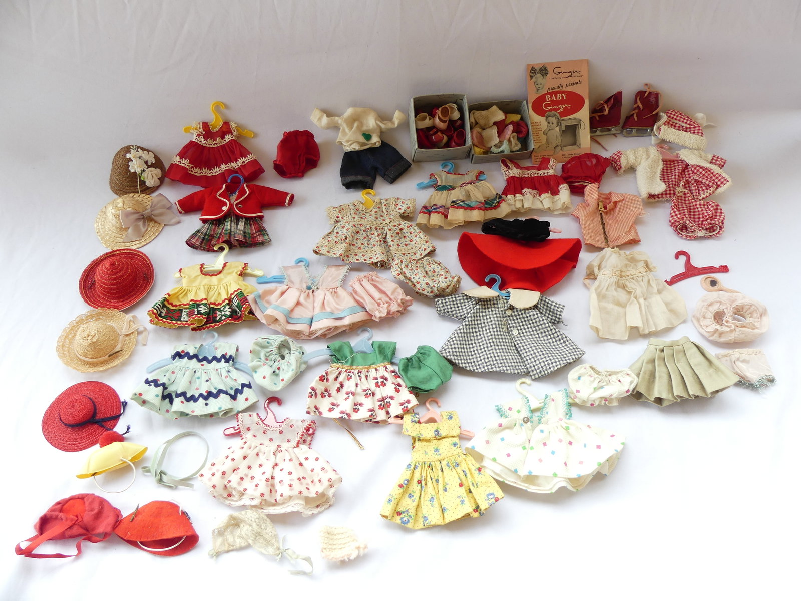 Large Lot of Vintage Vogue & Baby Ginger Doll Clothes, Hat, Shoes, Stockings, Some Ginny (1 of 13)