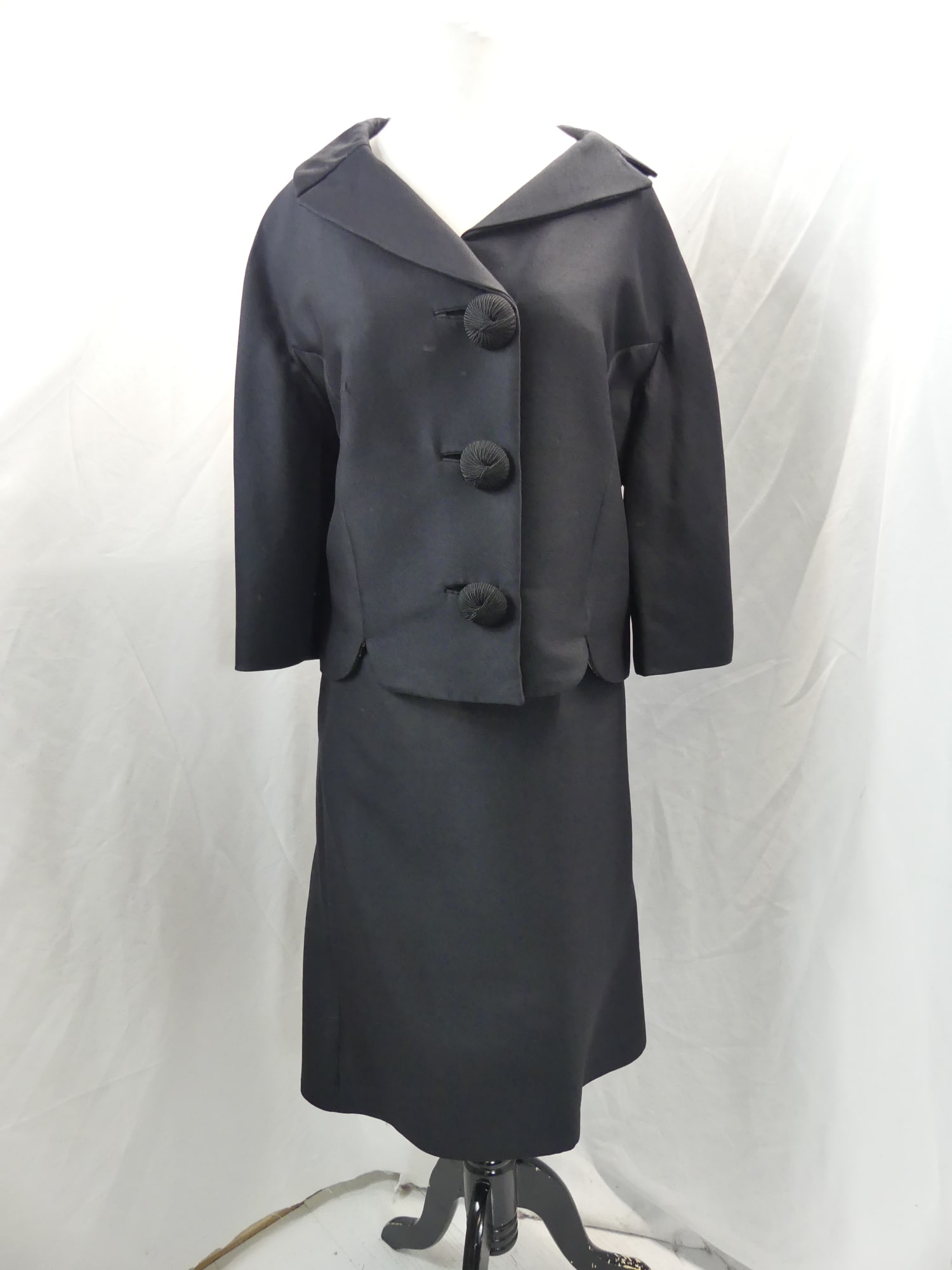 Vintage 1950's Black Custom Tailored Skirt & Jacket Set, Real Nice Quality (1 of 9)