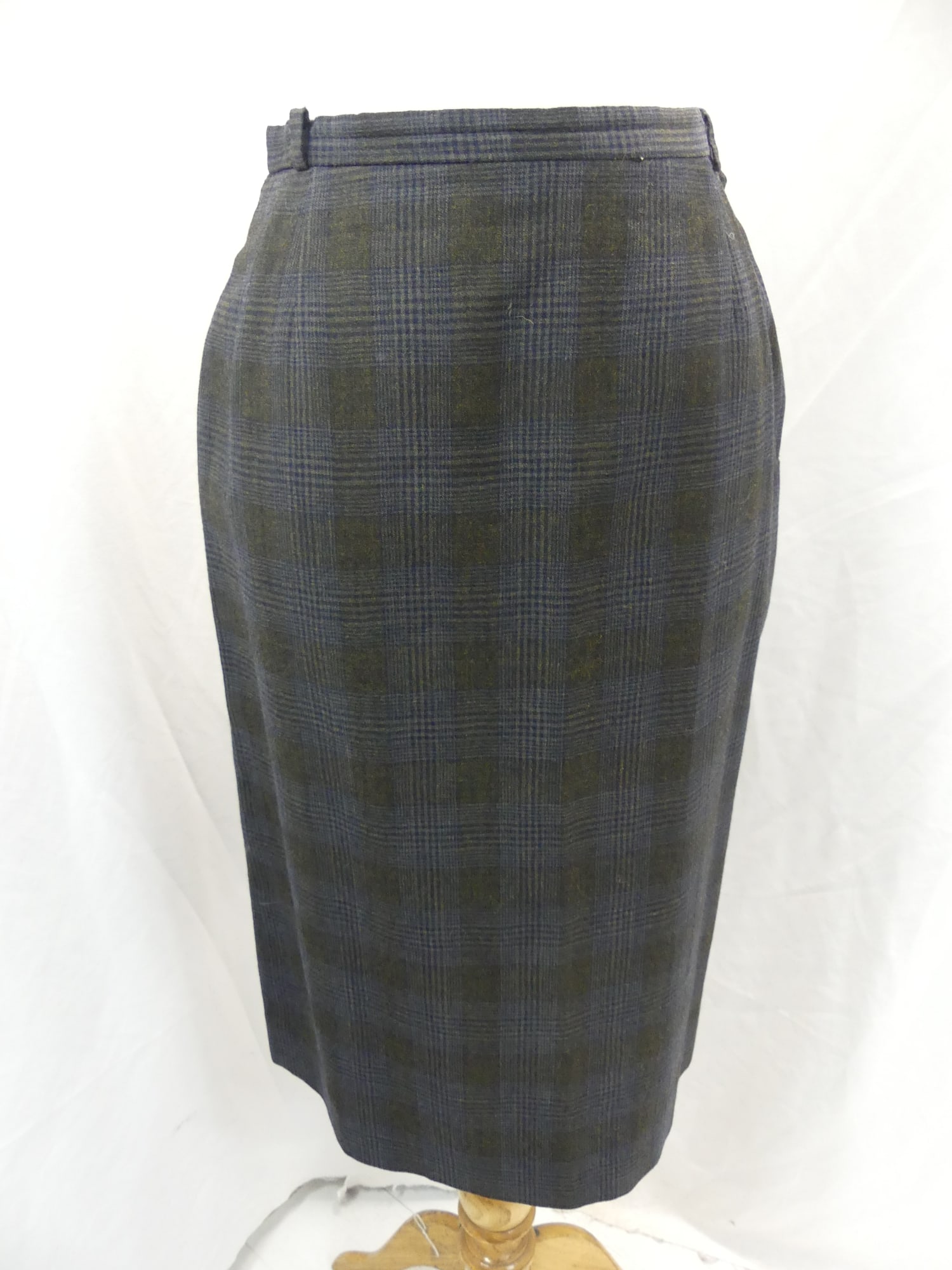 Vintage Harburt gray plaid skirt: approx. 26 waist, in good condition, see photo's