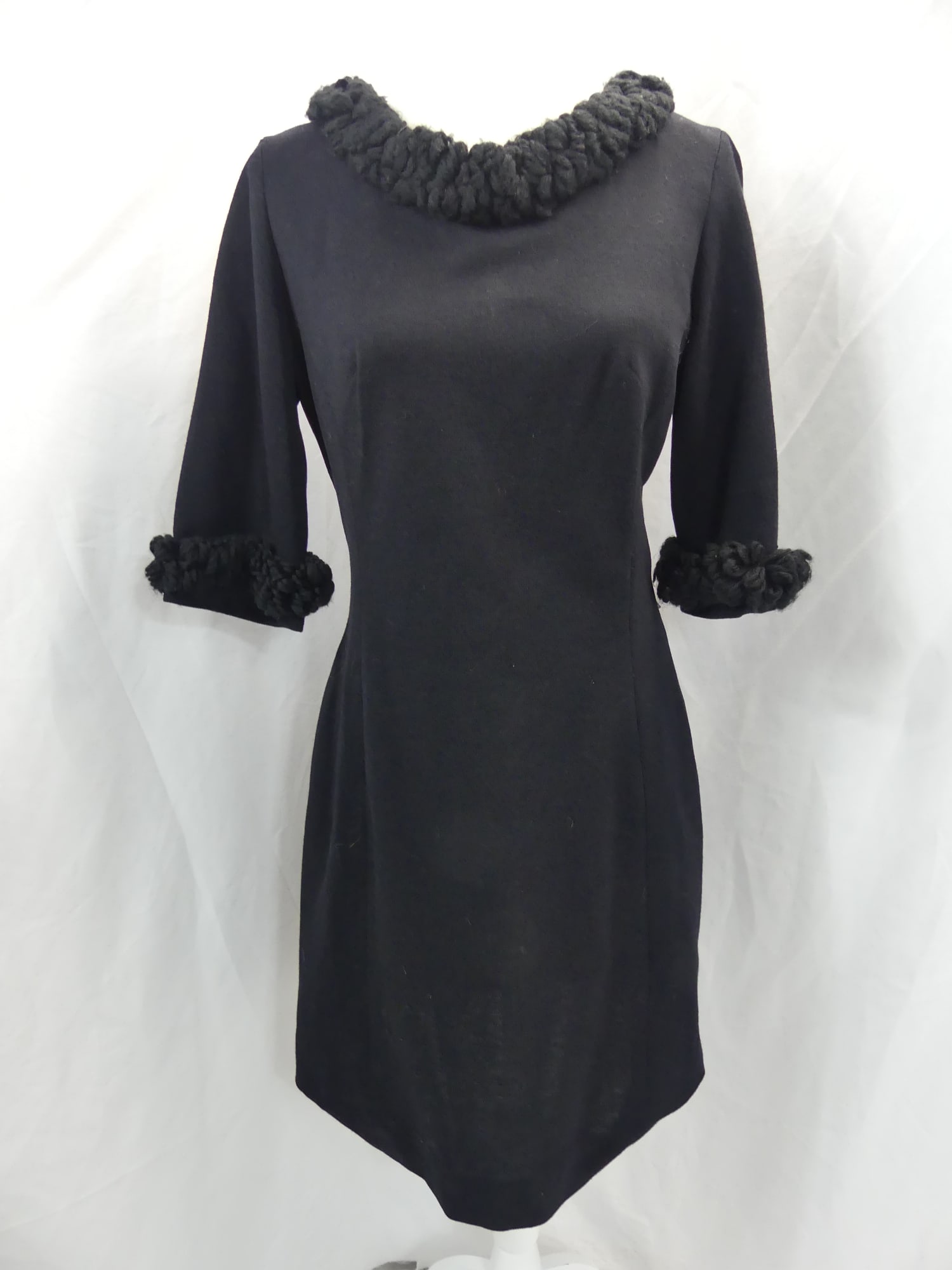 Vintage 1960's Black Wool Shift with Yarm Collar & Cuffs (1 of 4)