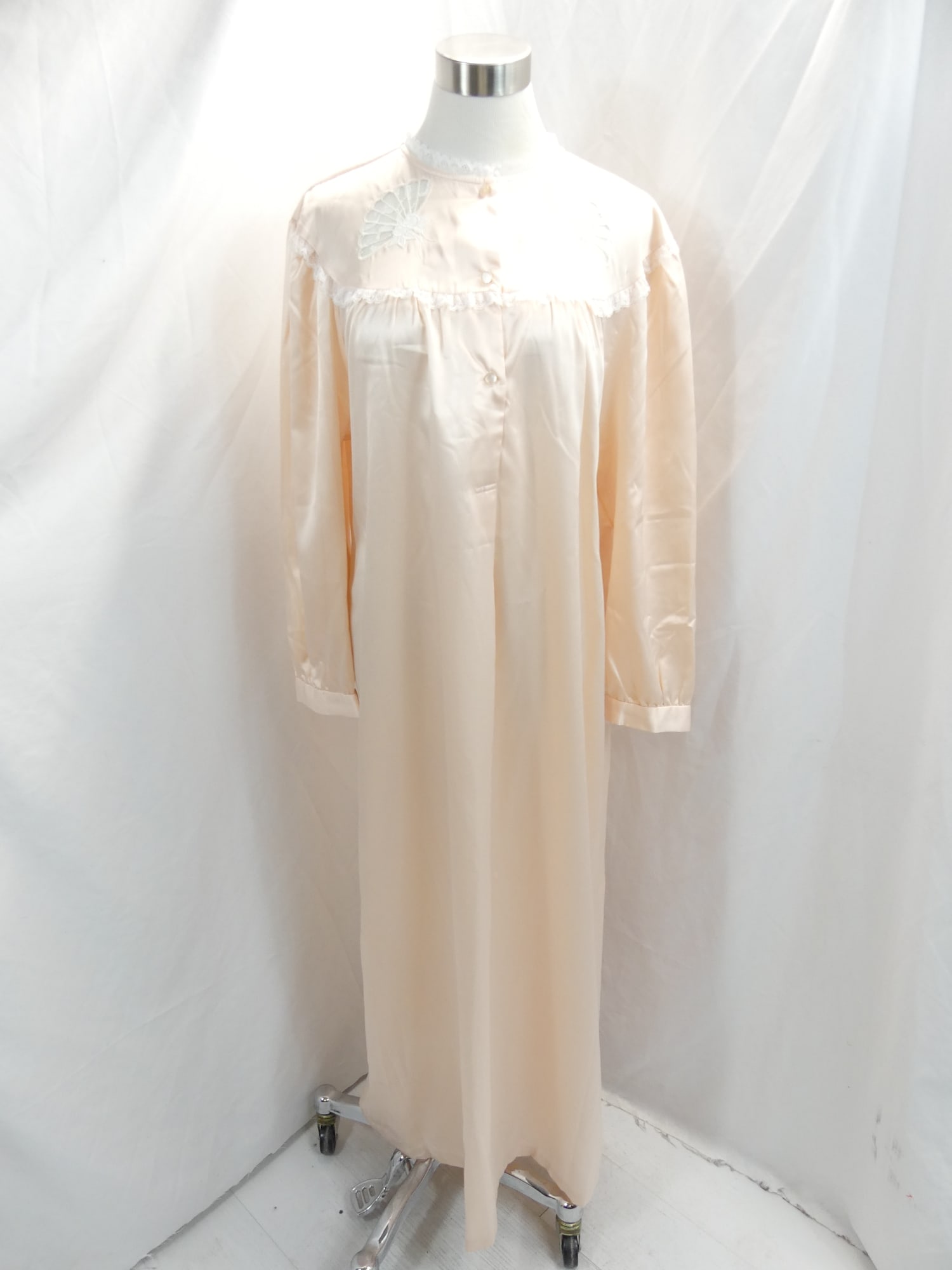 Vintage 1960-70's Eve Stillman Peach & Lace Nylon Blend Nightgown, Old Store Stock with Original: approx. 48 bust. In good condition, see photo's