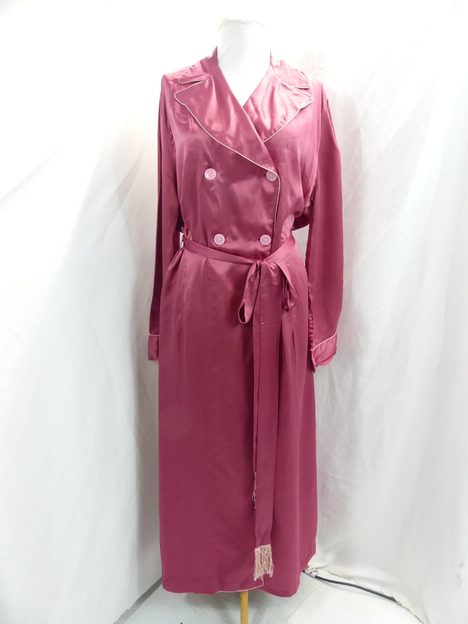 Vintage1950's Barbizon Cranberry Silk Rayon Robe with Original Tasseled Tie Belt: size 40. Has a couple of small spots, see photo's