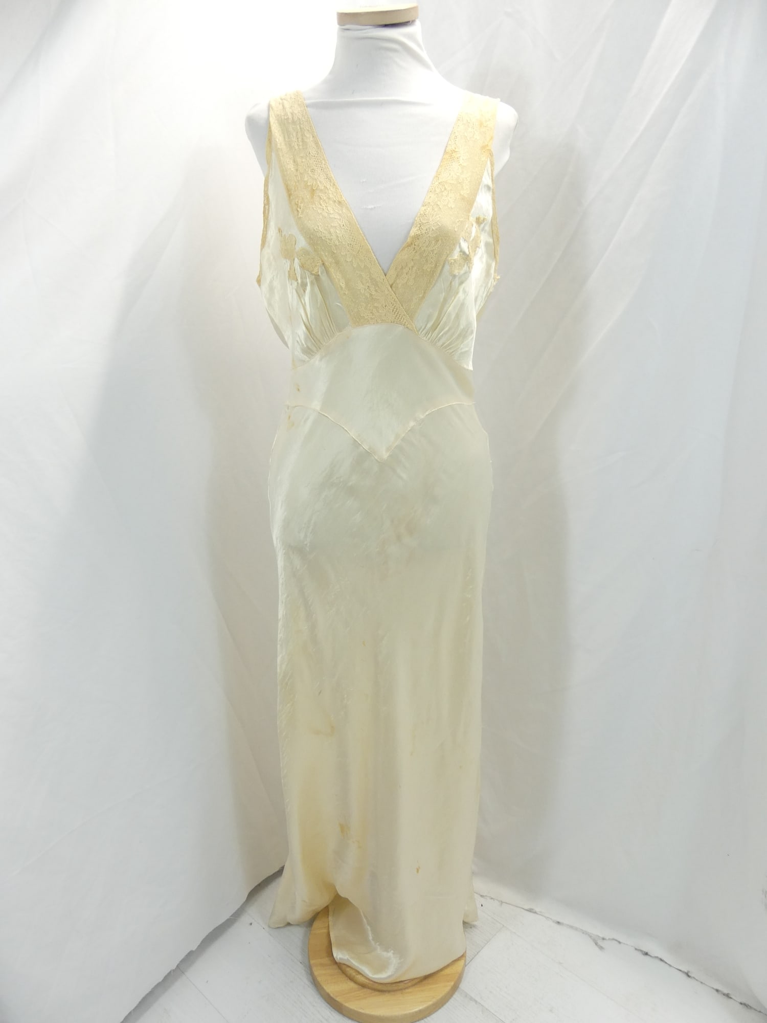 Vintage 1930's Addison Silk Rayon Bias Cut Negligee with Lace: approx. 36 bust, 28 waist. Has some stains, need seem repair & a couple tiny hole, see photo's