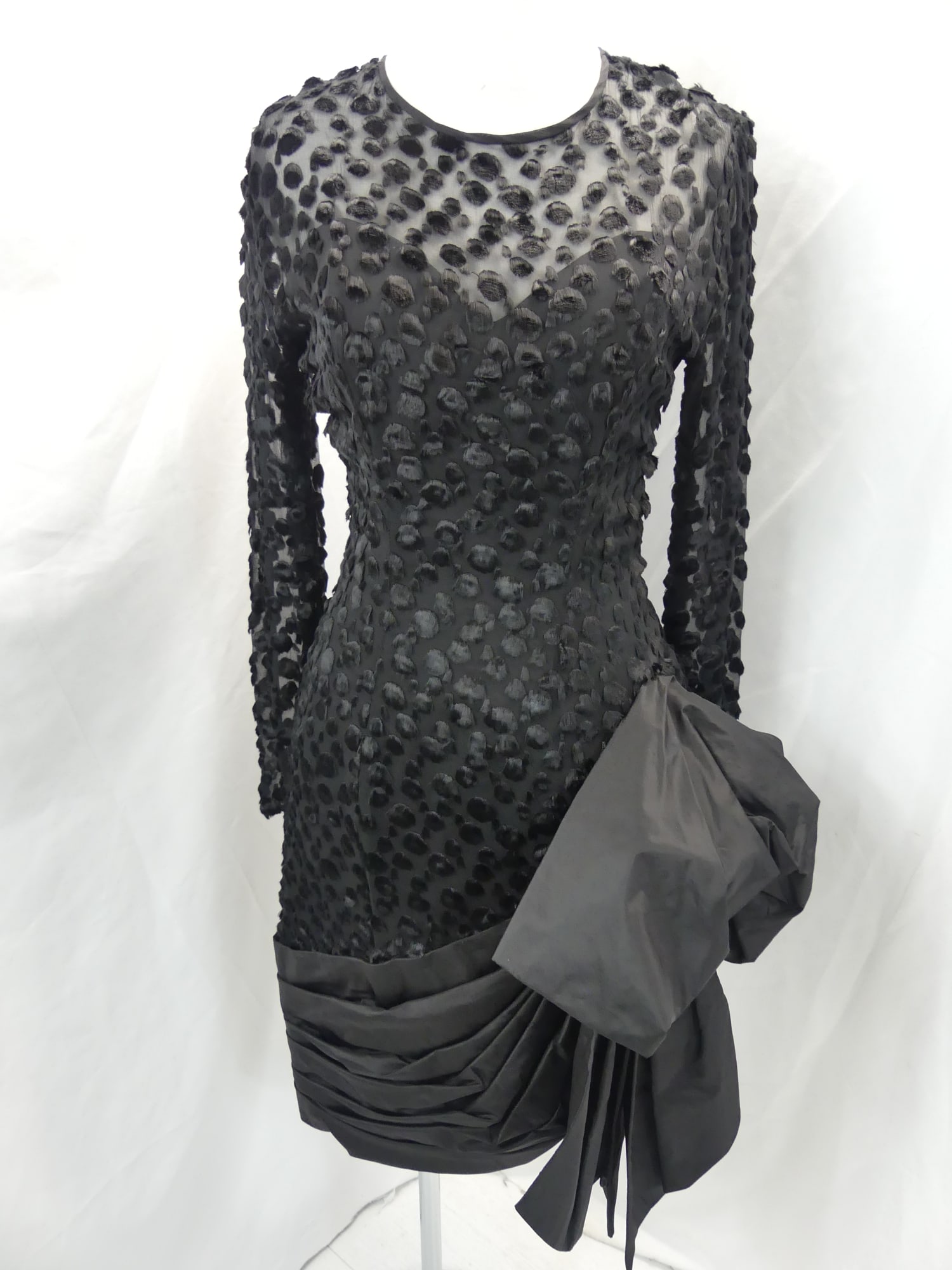 Vintage 1980's Vicky Tiel Couture Paris Black Sheer & Faux Fur Dot with Large Silk Bow Cocktail: approx. 32 bust, 26 waist. In good condition stunning dress, see photo's