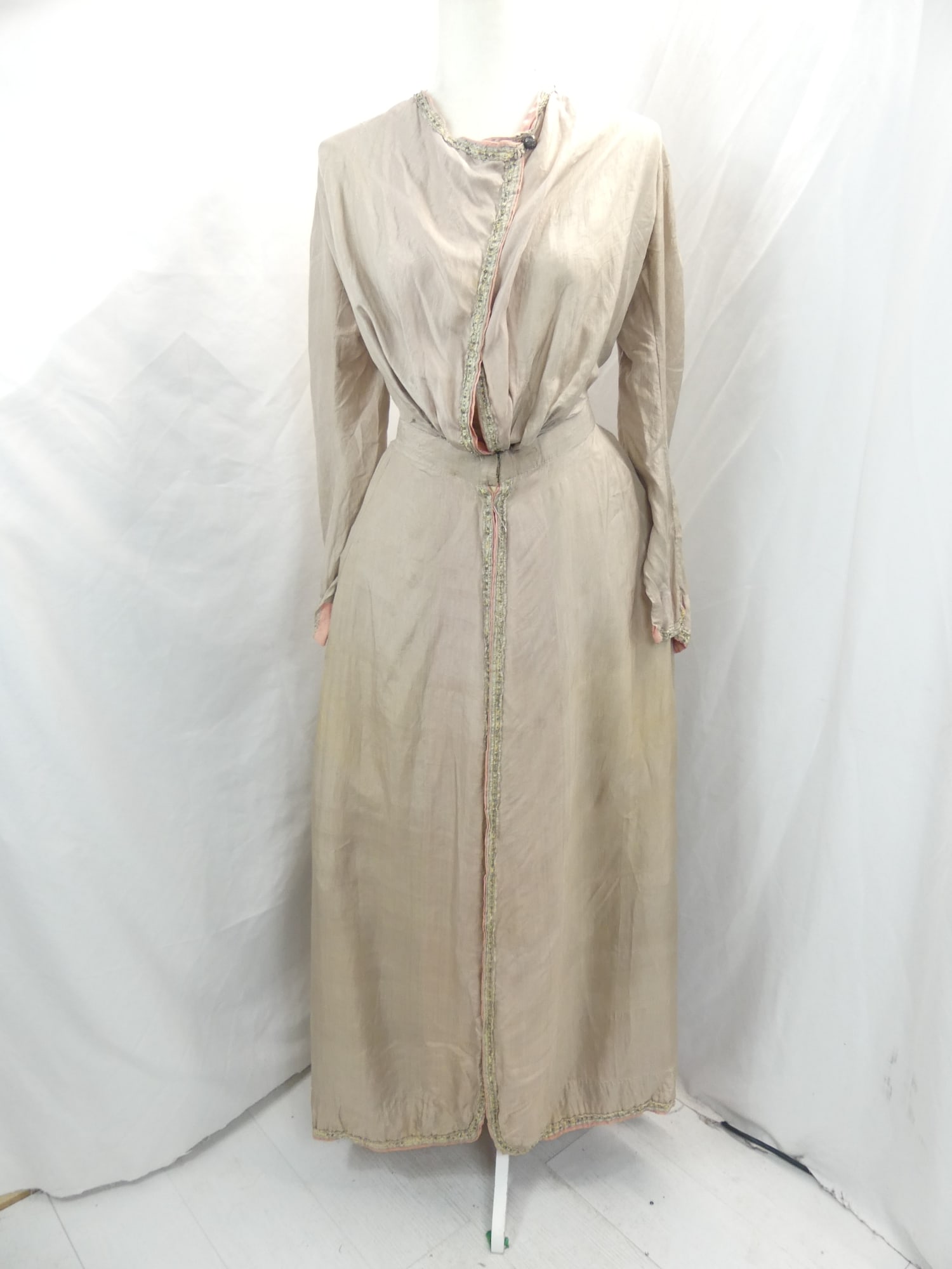 Circa 1890 Made In Paris Silk Dressing Gown with Metallic Ribbon Trim & Train: approx. 36 bust, 26 waist. Has some old seam repairs otherwise in good condition, see photo's