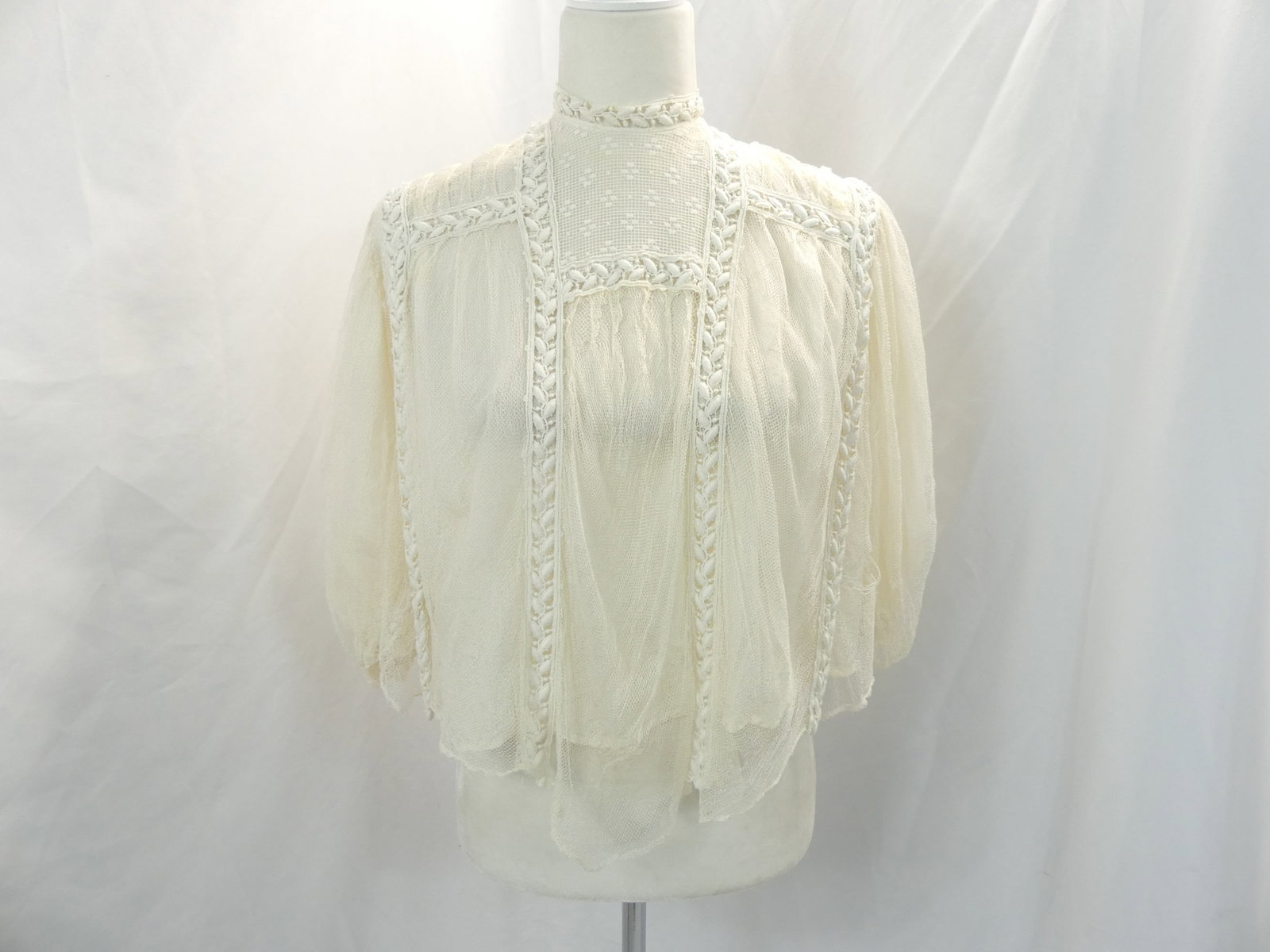 Early 1900's White Netting with Embroidered Ribbon & Lace Blouse: approx. 34 bust, 36 waist. Underarm discoloration & some holes in netting, see photo's