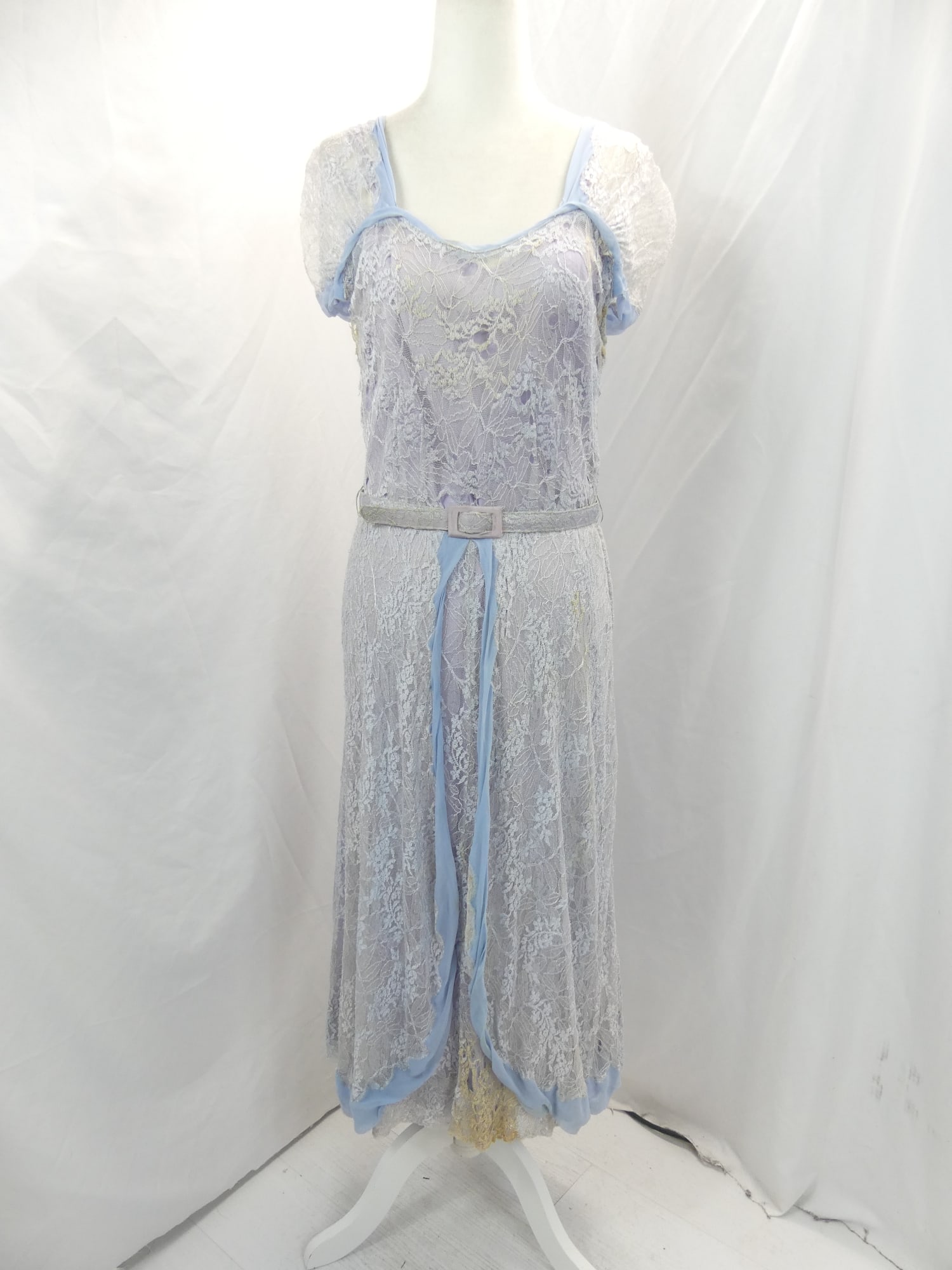Vintage 1930-40's Blue & Purple Lace Party Dress with Matching Belt: approx. 34 bust, 28 waist. Has underarm damage, holes in lace & stains, see photo's
