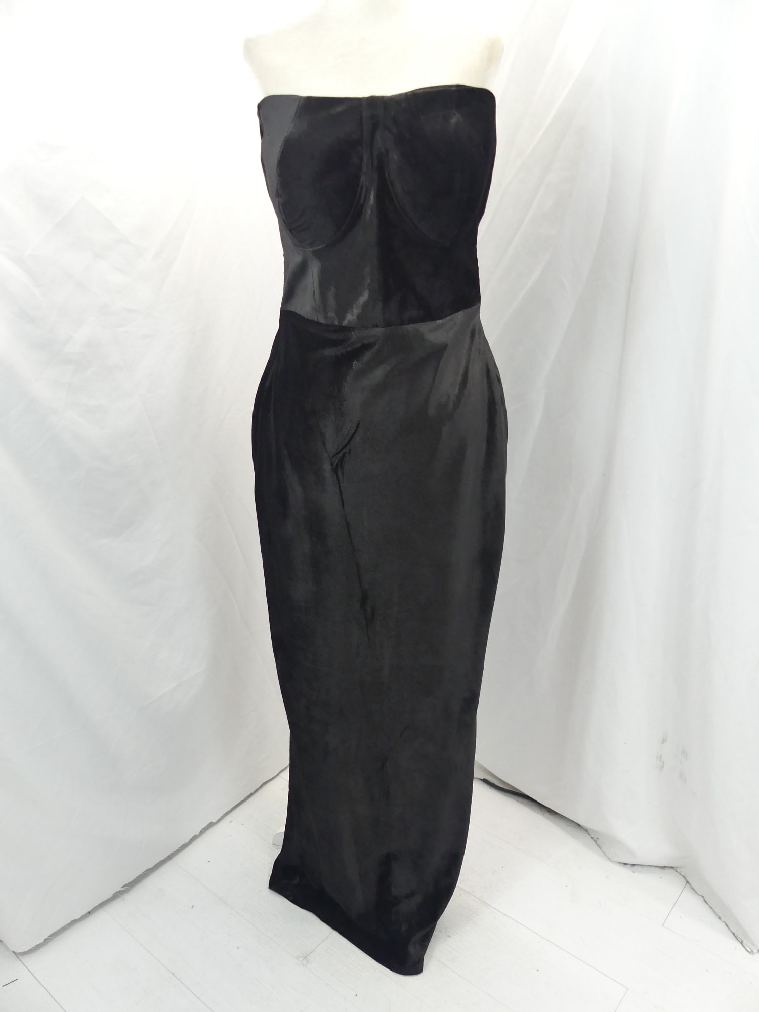 Vintage 1980's Black Velvet Strapless Gown with Corset Back & Hip & Butt Padding: approx. at least a 40 bust, 32 waist. Dress has built in padded bra & is in good condition, see photo's