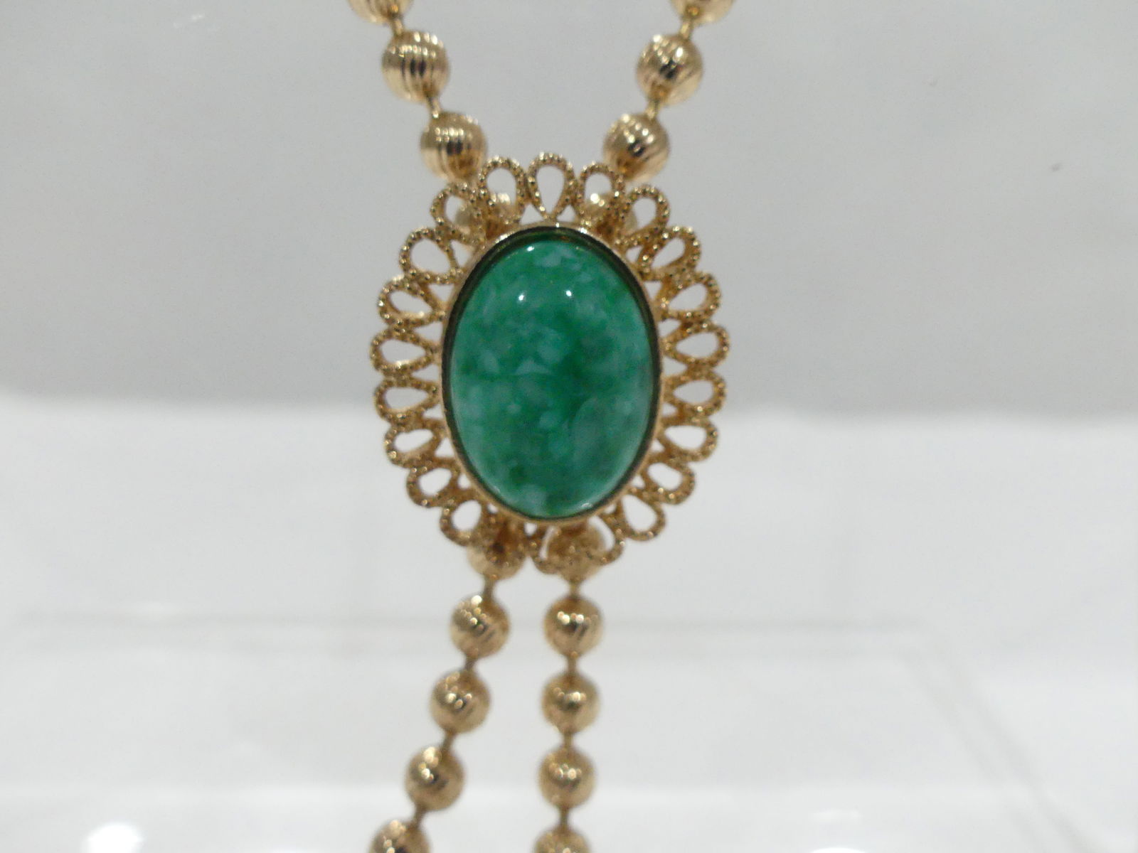 Vintage Avon Slide Necklace Green Stone (1 of 5)