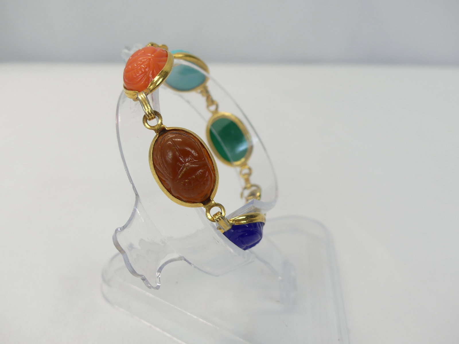 Vintage Scarab Bracelet: approx. 7 inches, see photo's