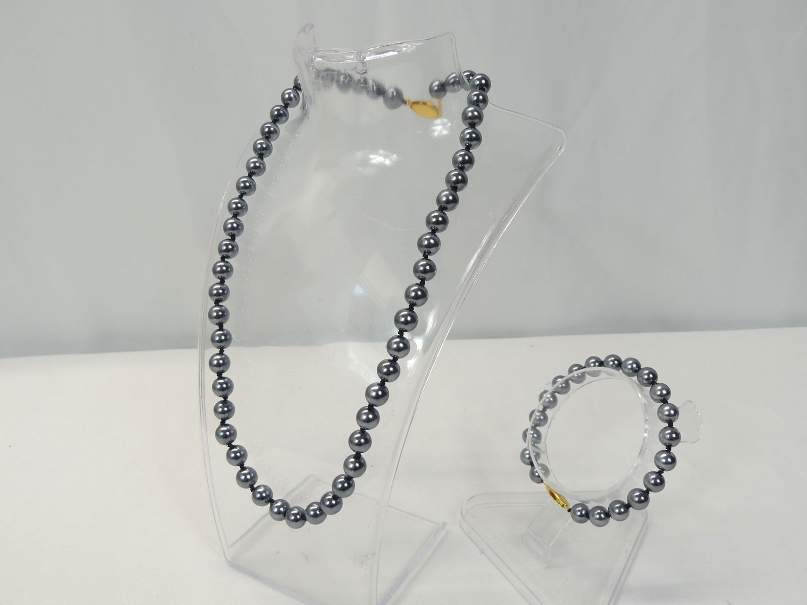 Vintage Blue Beaded Hand Knotted Necklace & Bracelet Set (1 of 6)