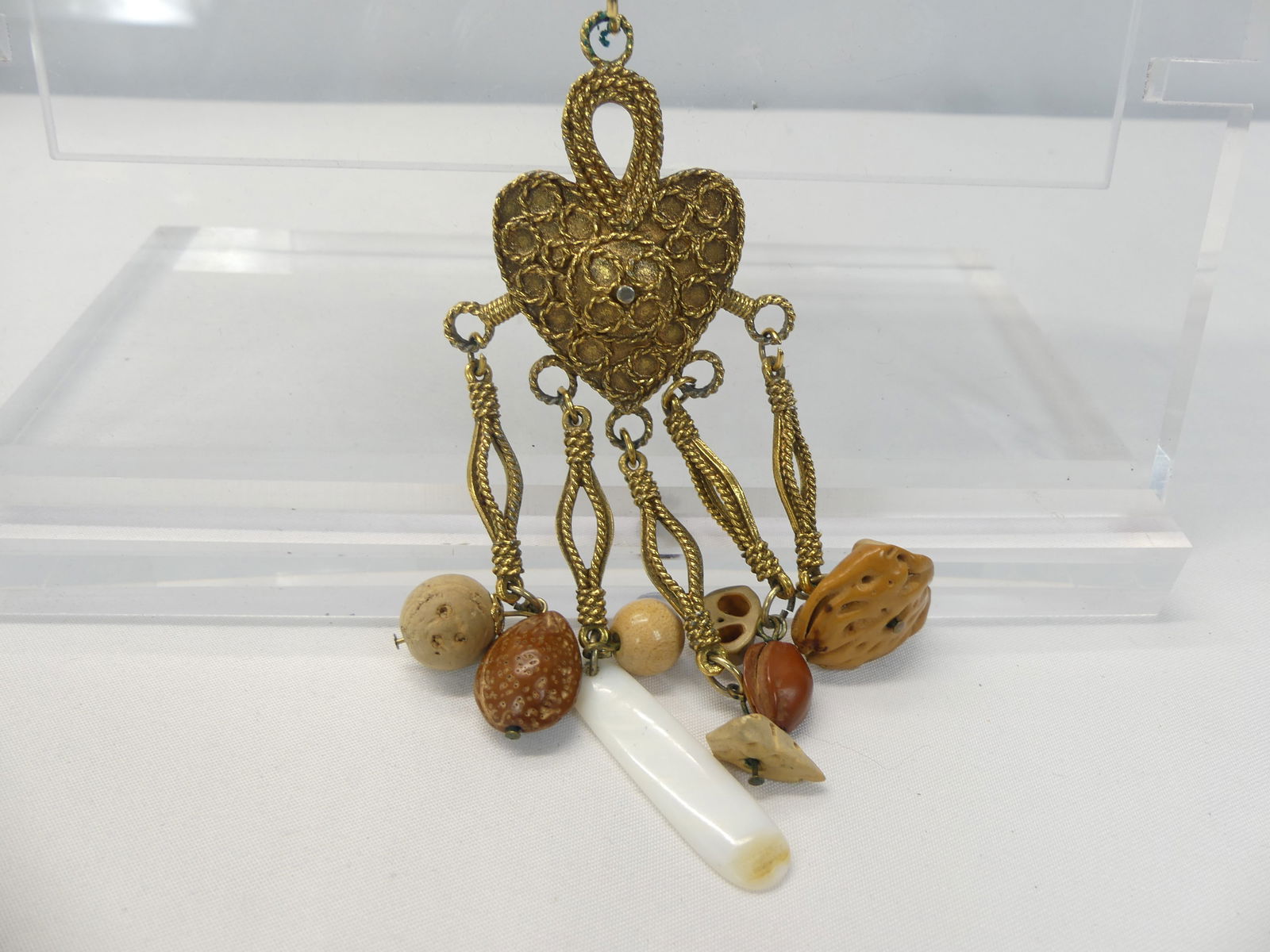 Vintage Coro Necklace with Natural Seeds, Wood & Mother of Pearl: approx. 5 inch pendant, see photo's