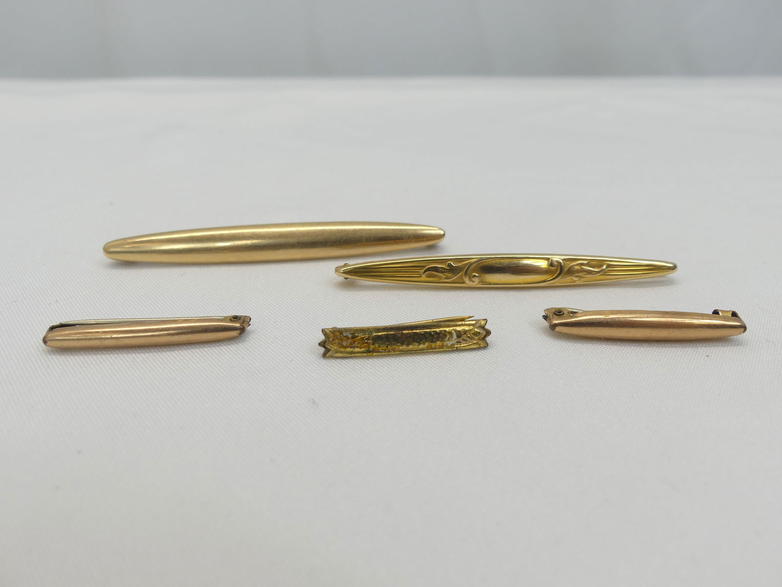 Lot of 4 Antique Gold Filled Bar Pins (1 of 3)