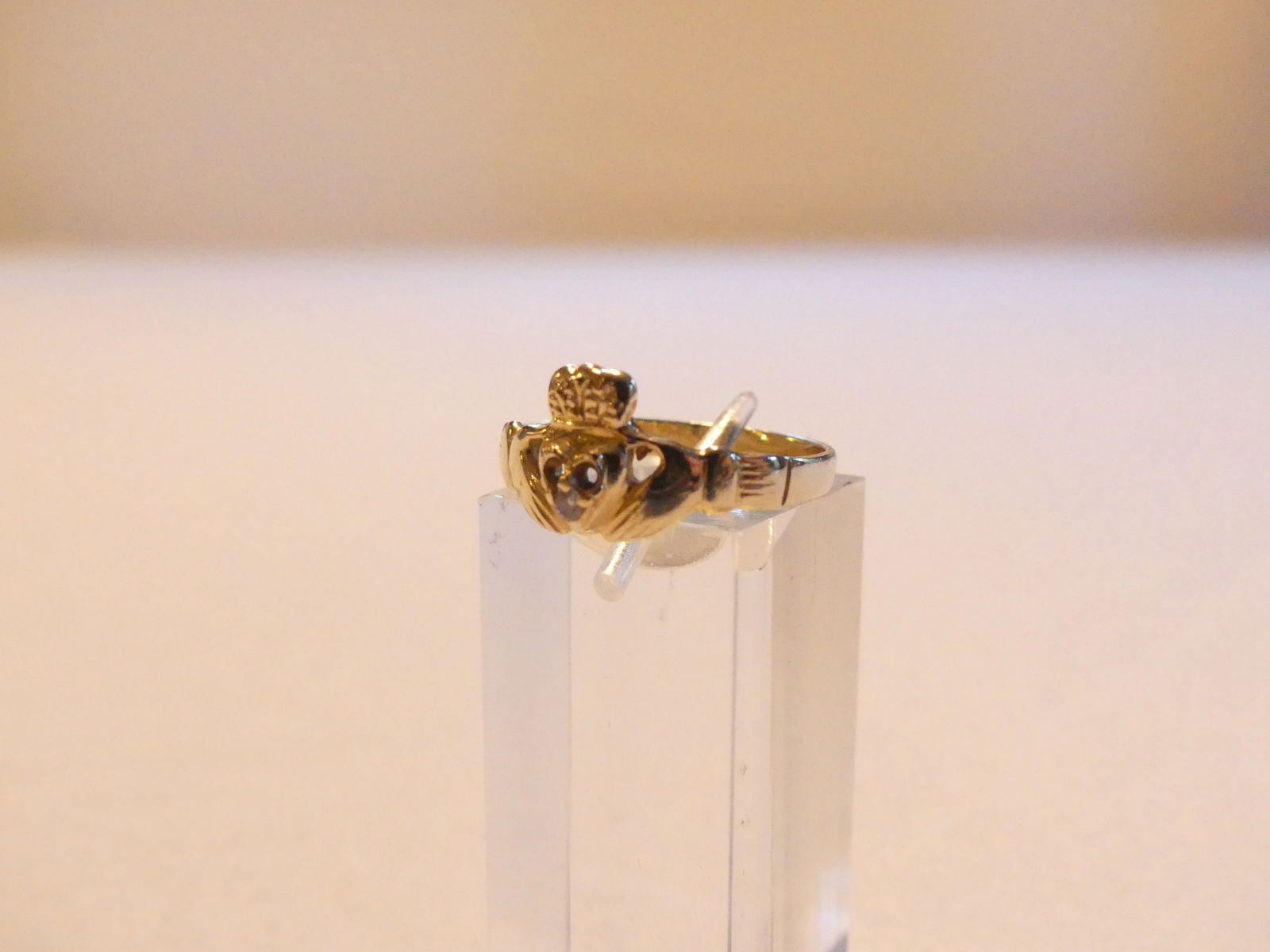 Vintage Gold Claddagh Ring with Diamond Chip (1 of 5)
