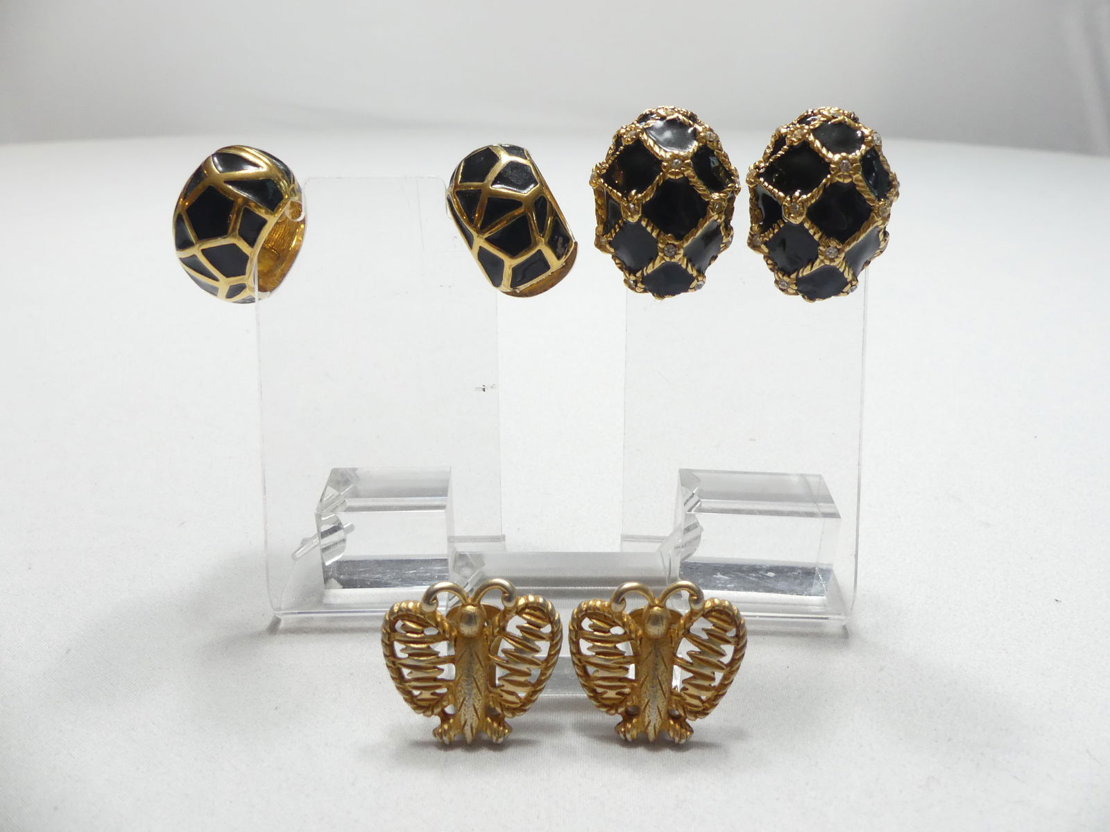 Lot of 3 Pair Vintage Gold Tone Earrings, Erwin Pearl, & CS: see photo's