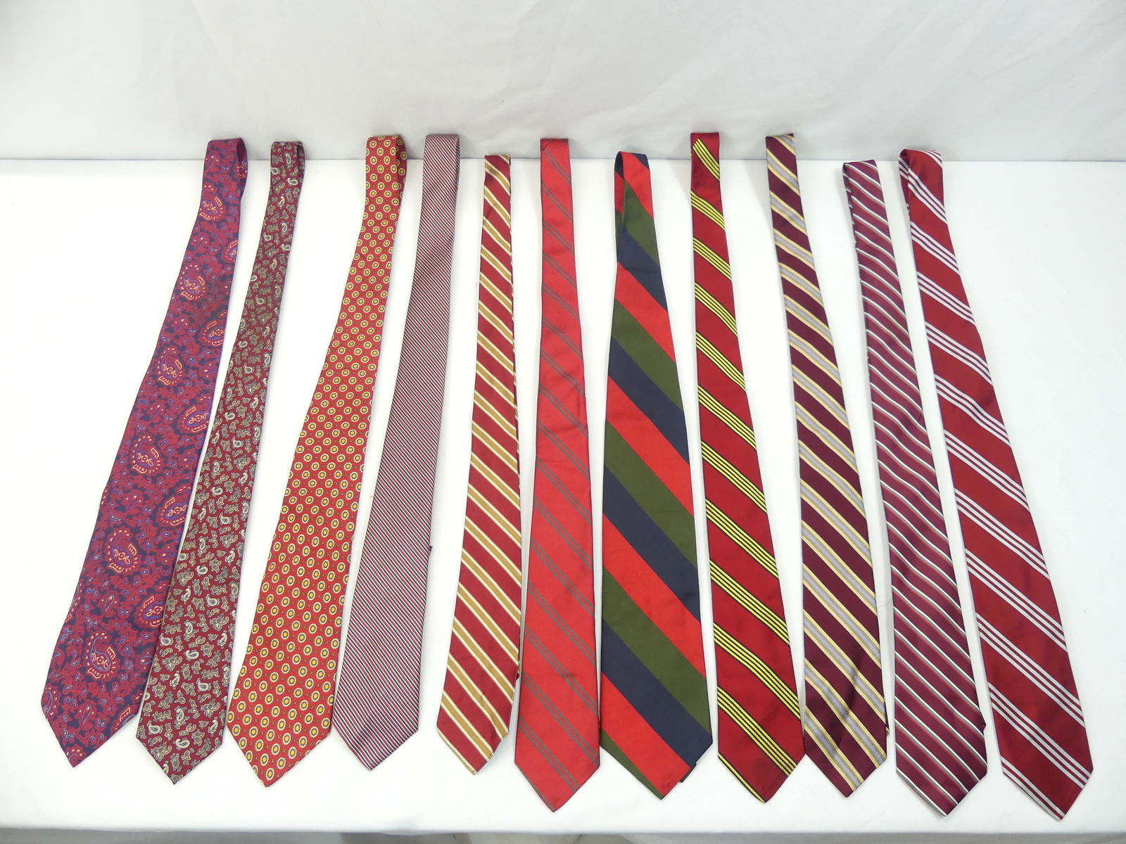 Lot of 11 Vintage Men's Neck Ties, Various Ages & Designers (1 of 5)