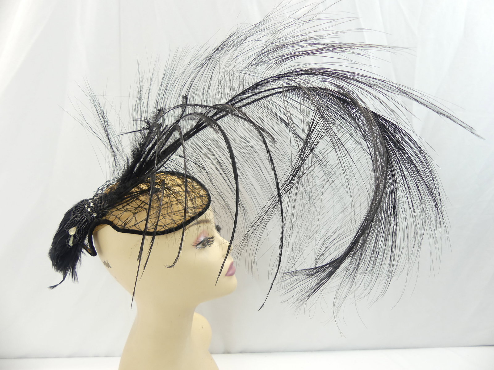 Vintage 1920's Flapper Head Piece with Feathers, Beading & Rhinestones (1 of 7)