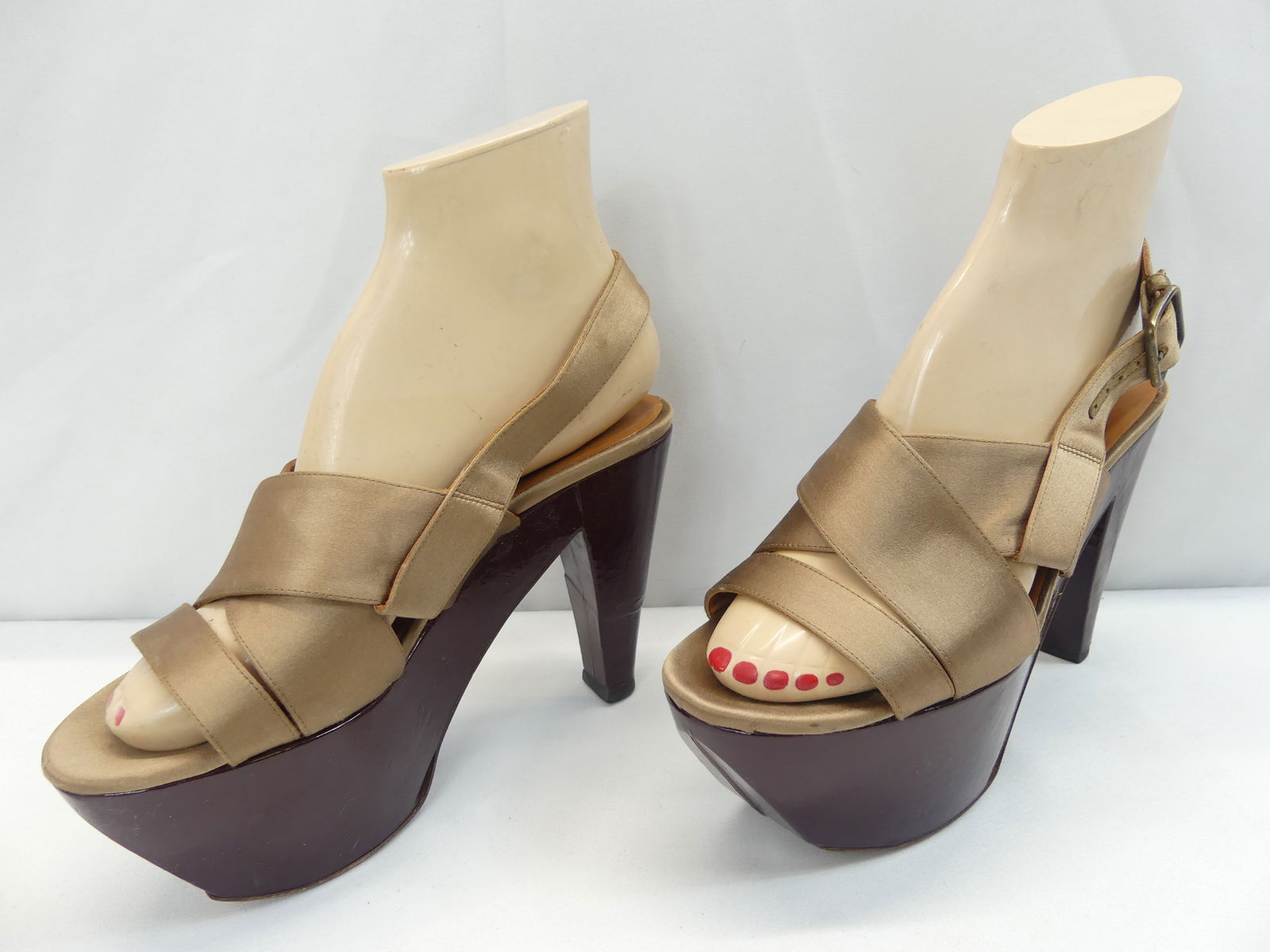 Vintage Lanvin Vero Cuoio Made in Italy Wood Platform Sandals with Satin, Euro Size 38 (1 of 13)